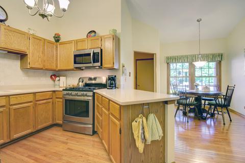 580 Foster Ave, Bartlett, IL 60103 photo 7