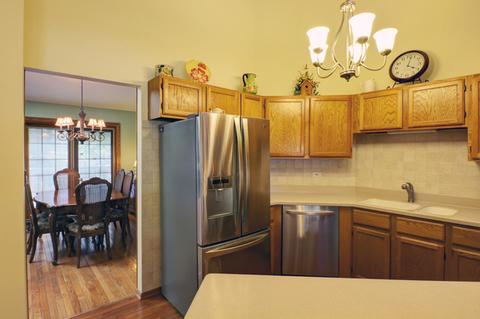 580 Foster Ave, Bartlett, IL 60103 photo 6