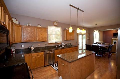 1653 Pinnacle Ct, Aurora, IL 60502 photo 16