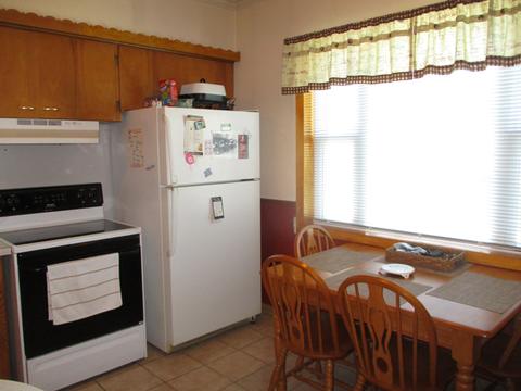 222 W Devlin St, Spring Valley, IL 61362 photo 6