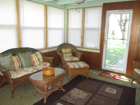 222 W Devlin St, Spring Valley, IL 61362 photo 10