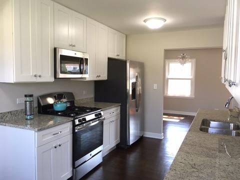 82 E Berkley Ln, Hoffman Estates, IL 60169 photo 7