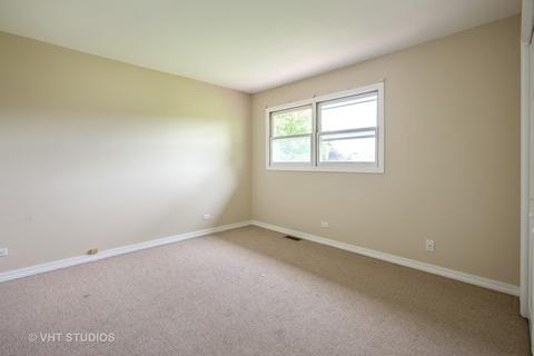 9903 Amanda Ln, Algonquin, IL 60102 photo 5