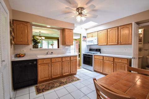 9116 Roach Ave, Brookfield, IL 60513 photo 8