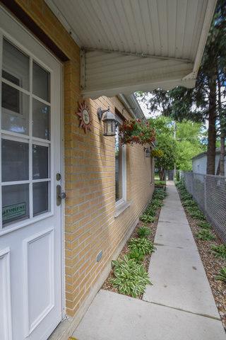 9116 Roach Ave, Brookfield, IL 60513 photo 32