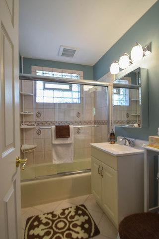 9116 Roach Ave, Brookfield, IL 60513 photo 19