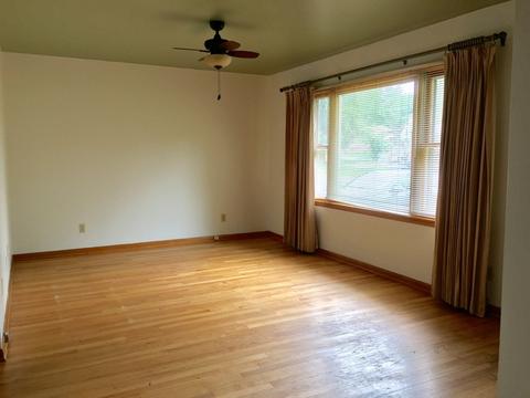 122 E Glover St, Ottawa, IL 61350 photo 5