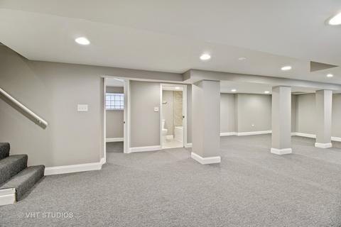 1714 E 84th Pl, Chicago, IL 60617 photo 8
