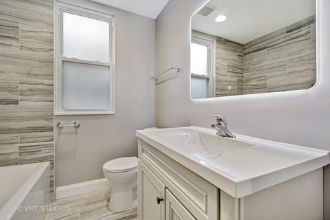 1714 E 84th Pl, Chicago, IL 60617 photo 13