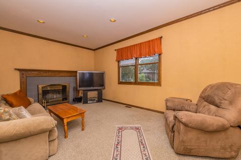 516 Maple Ave, Elburn, IL 60119 photo 9