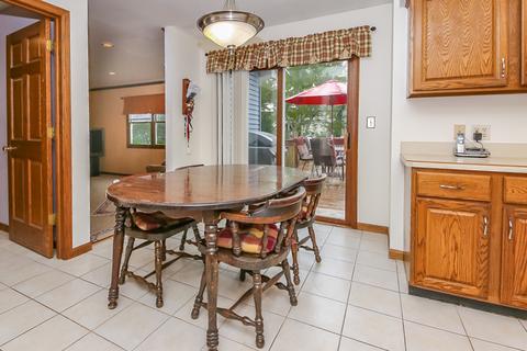 516 Maple Ave, Elburn, IL 60119 photo 5