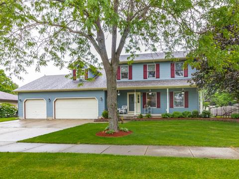 516 Maple Ave, Elburn, IL 60119 photo 1
