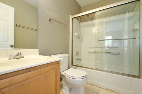1990 Merlot Ct, Wheeling, IL 60090 photo 17