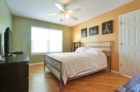 1990 Merlot Ct, Wheeling, IL 60090 photo 14