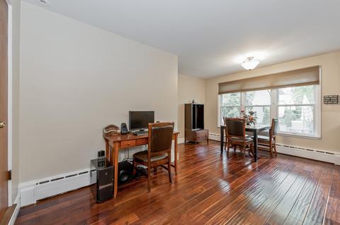 2104 Glencoe St, Wheaton, IL 60187 photo 12