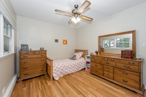 2104 Glencoe St, Wheaton, IL 60187 photo 16