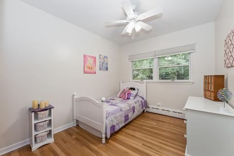 2104 Glencoe St, Wheaton, IL 60187 photo 17