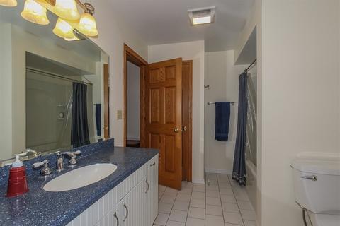 501 Shenandoah Trl, Elgin, IL 60123 photo 18