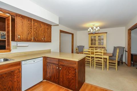 501 Shenandoah Trl, Elgin, IL 60123 photo 8