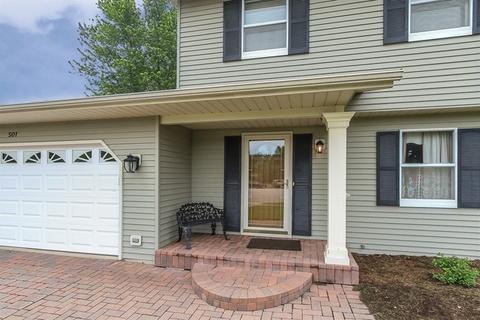 501 Shenandoah Trl, Elgin, IL 60123 photo 2