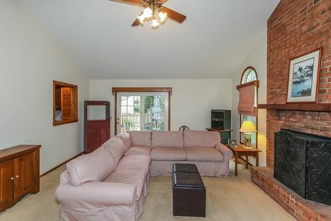 501 Shenandoah Trl, Elgin, IL 60123 photo 13