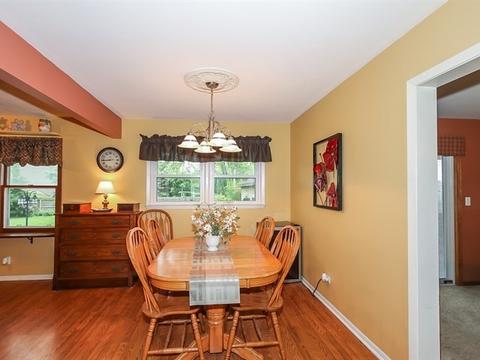 9 N511 Irwin Dr, Elgin, IL 60123 photo 7