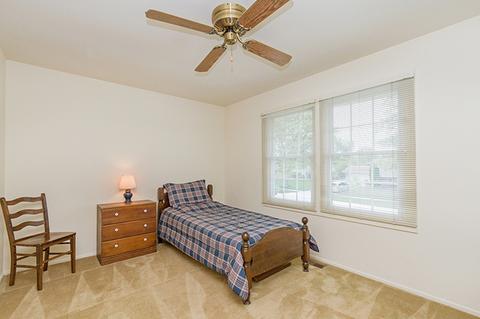 1180 Lancaster Ct, Hoffman Estates, IL 60169 photo 19