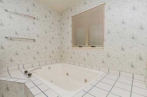 1180 Lancaster Ct, Hoffman Estates, IL 60169 photo 15