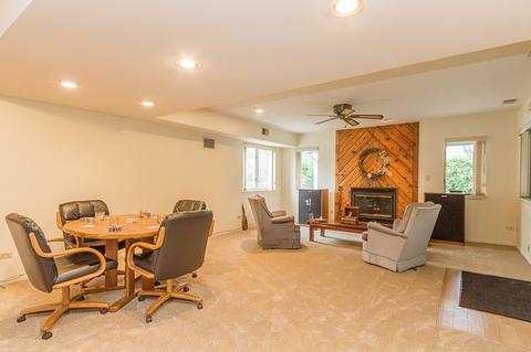 1180 Lancaster Ct, Hoffman Estates, IL 60169 photo 21
