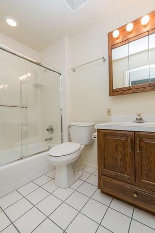 1180 Lancaster Ct, Hoffman Estates, IL 60169 photo 20