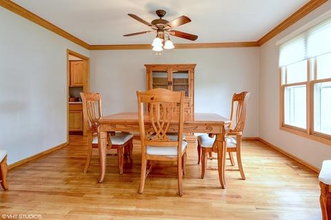 2480 Hayloft Ln, Elgin, IL 60124 photo 5