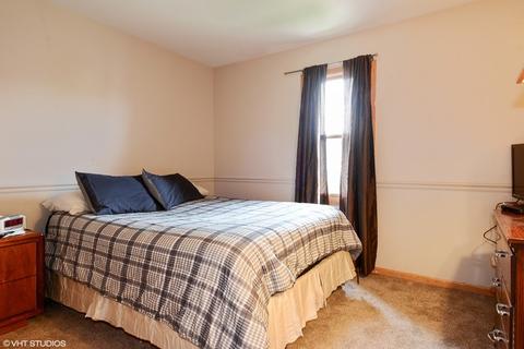 2480 Hayloft Ln, Elgin, IL 60124 photo 13