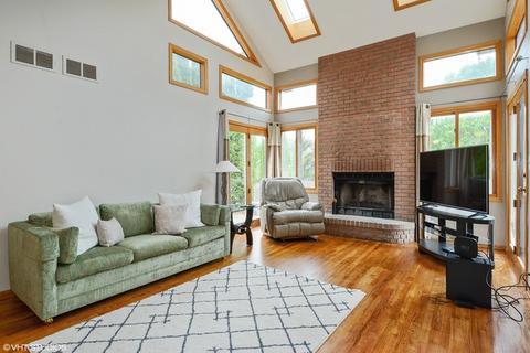 2480 Hayloft Ln, Elgin, IL 60124 photo 7