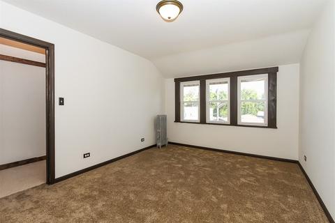 653 Wing St, Elgin, IL 60123 photo 18