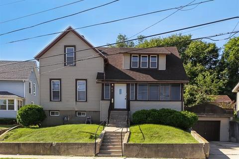 653 Wing St, Elgin, IL 60123 photo 1