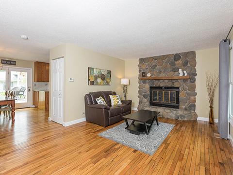 1001 Concord Dr, Bartlett, IL 60103 photo 5