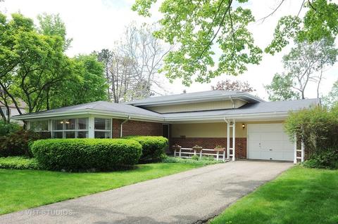 2412 Maple Ave, Northbrook, IL 60062 photo 1