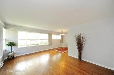2412 Maple Ave, Northbrook, IL 60062 photo 2