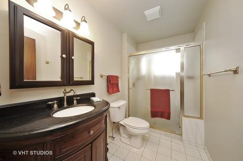 2412 Maple Ave, Northbrook, IL 60062 photo 9