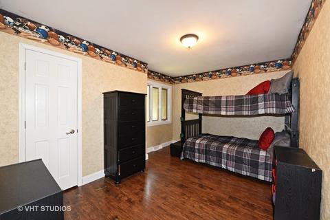 589 E Park Ave, Elmhurst, IL 60126 photo 9