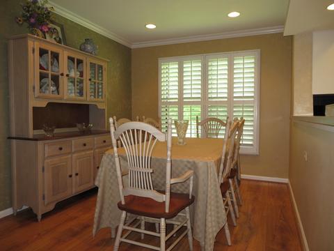 306 Pinoak Dr, Bartlett, IL 60103 photo 8