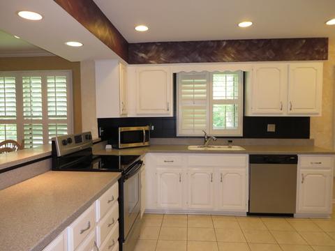 306 Pinoak Dr, Bartlett, IL 60103 photo 9
