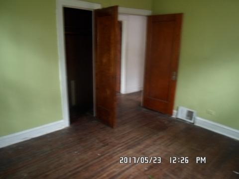 2151 E 93rd St, Chicago, IL 60617 photo 4