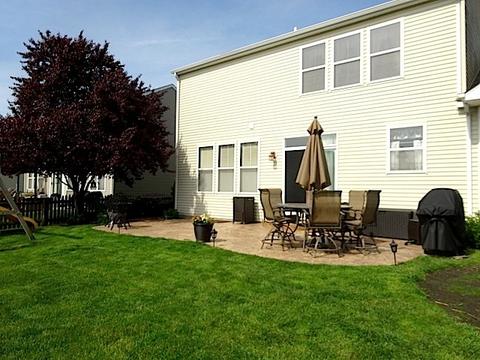 1306 Broadlawn Dr, Plainfield, IL 60586 photo 2