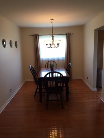 216 Burnside Cir, Bartlett, IL 60103 photo 3