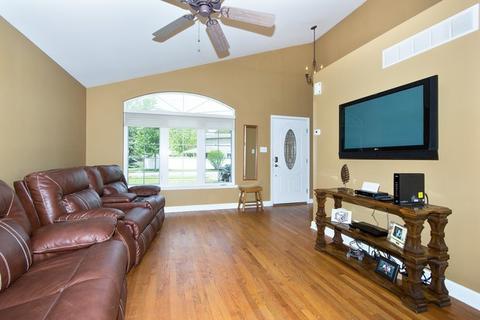 15227 S Waverly Ave, Midlothian, IL 60445 photo 2