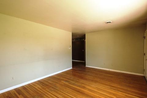 2129 Leness Ln, Crest Hill, IL 60403 photo 12