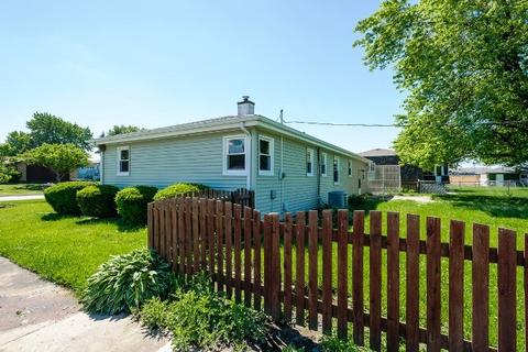 2129 Leness Ln, Crest Hill, IL 60403 photo 5