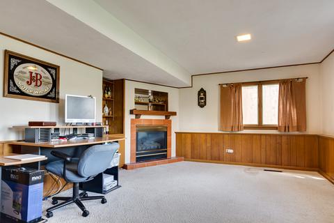 717 Carol Ave, Elgin, IL 60123 photo 15
