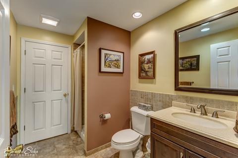 2513 Eisenhower Blvd, Mchenry, IL 60051 photo 22